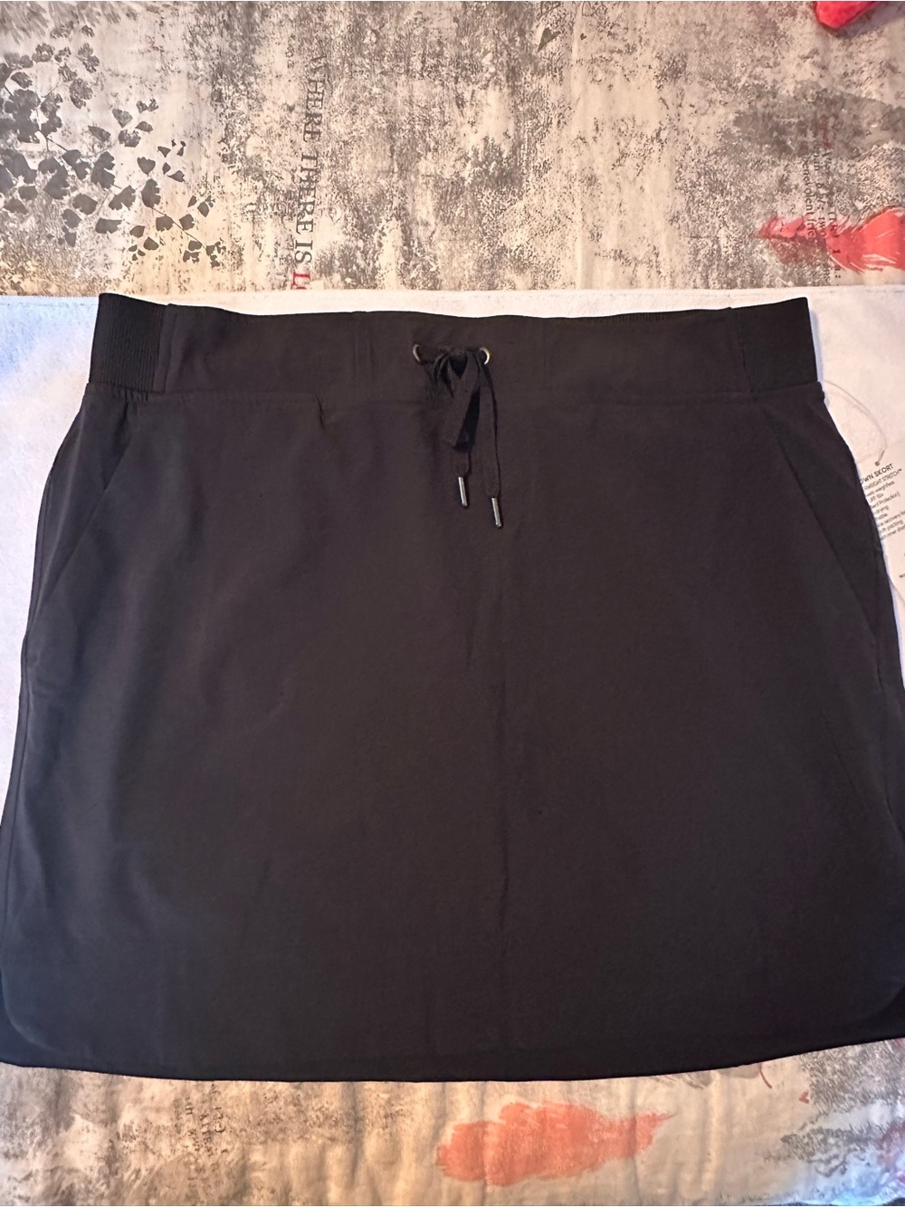 Athleta Black Pull-On Skort with Drawstring Waist